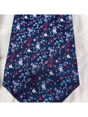 Van Heusen Mens Floral Necktie Navy Blue Ditsy Print Polyester NWT